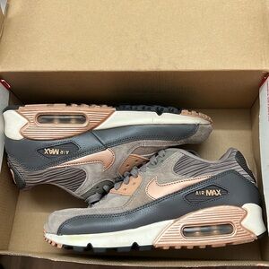 Air Max 90 Womens